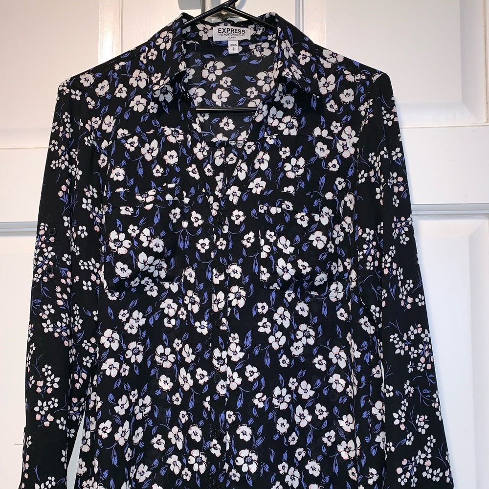 Long-sleeved shirt